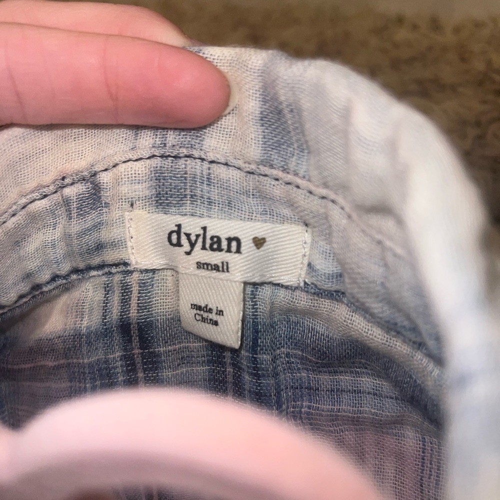Dylan acid wash sleeveless button up collared top size small NWT - Picture 6 of 7